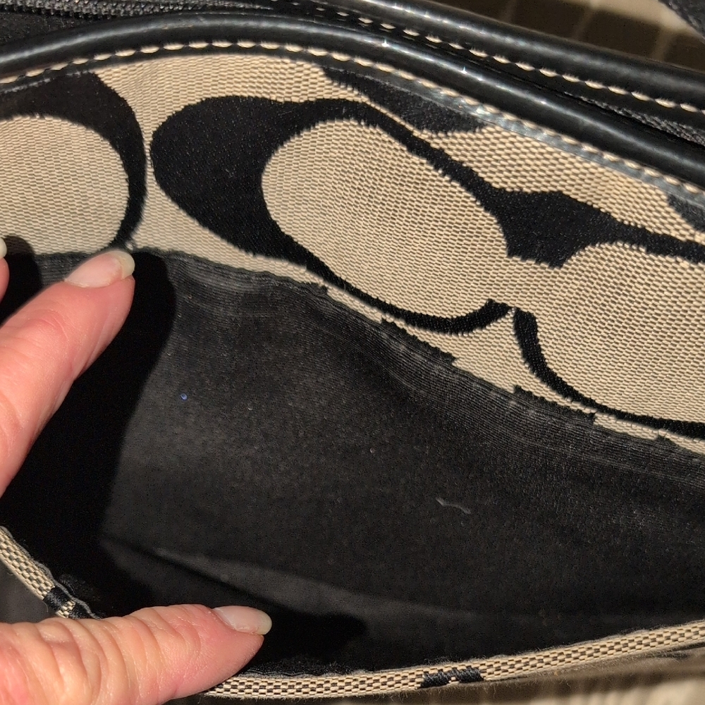 Coach Daisy Signature Monogram Shoulder Bag F16558 - Picture 7 of 13